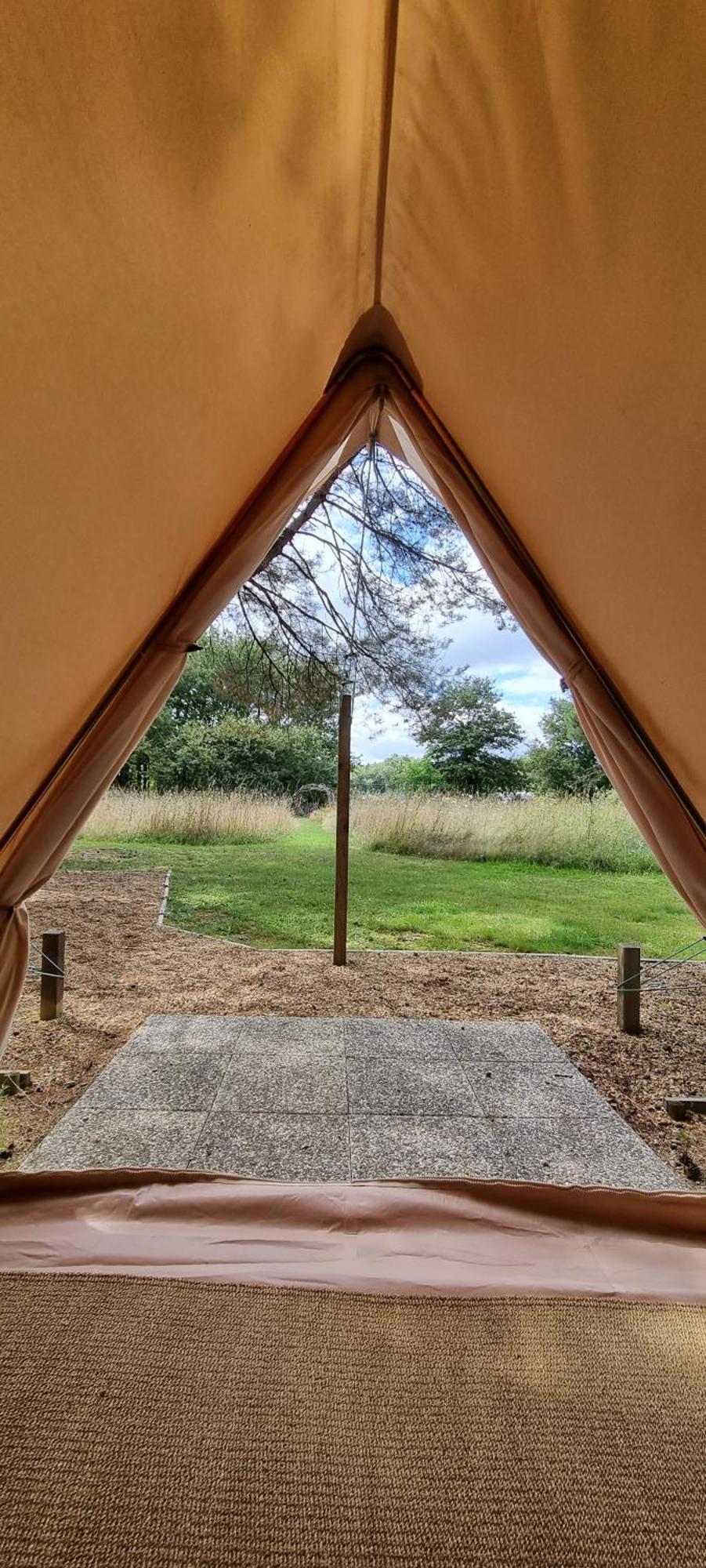 Luxury Bell Tent At Camping La Fortinerie Mouliherne Exterior photo